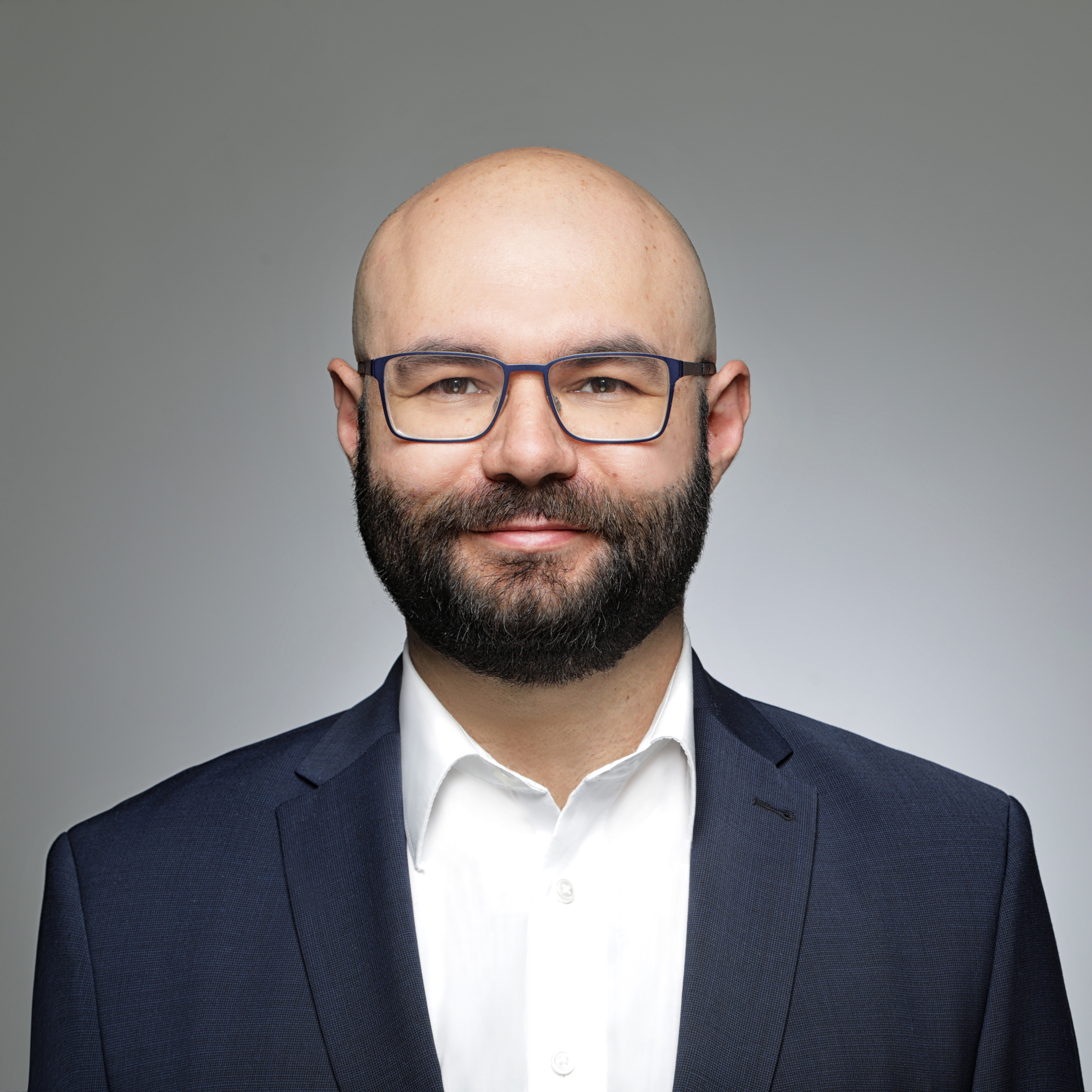 Adrian Messe, Senior Project Consultant